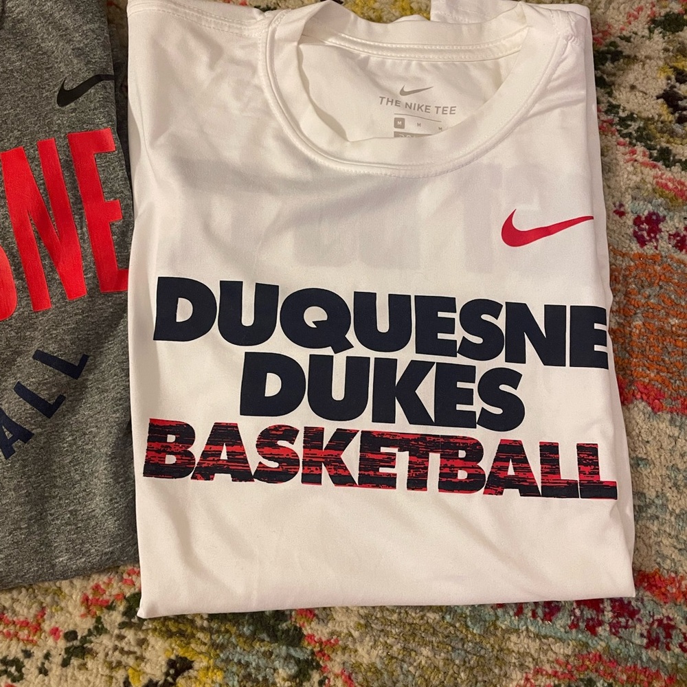 Duquesne Dukes Basketball Nike DriFit Tshirts - Set of 3 • - Picture 4 of 5